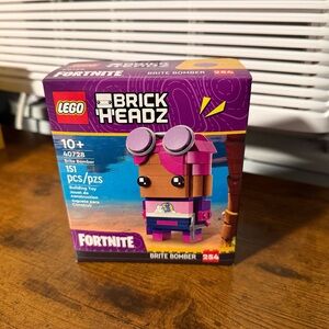 NEW LEGO BrickHeadz Fortnite Brite Bomber